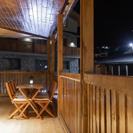 La Maison Mestia Exteriör bild